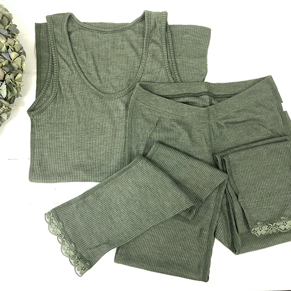 Joha leggings og undertrøje i uld silke i støvet grøn